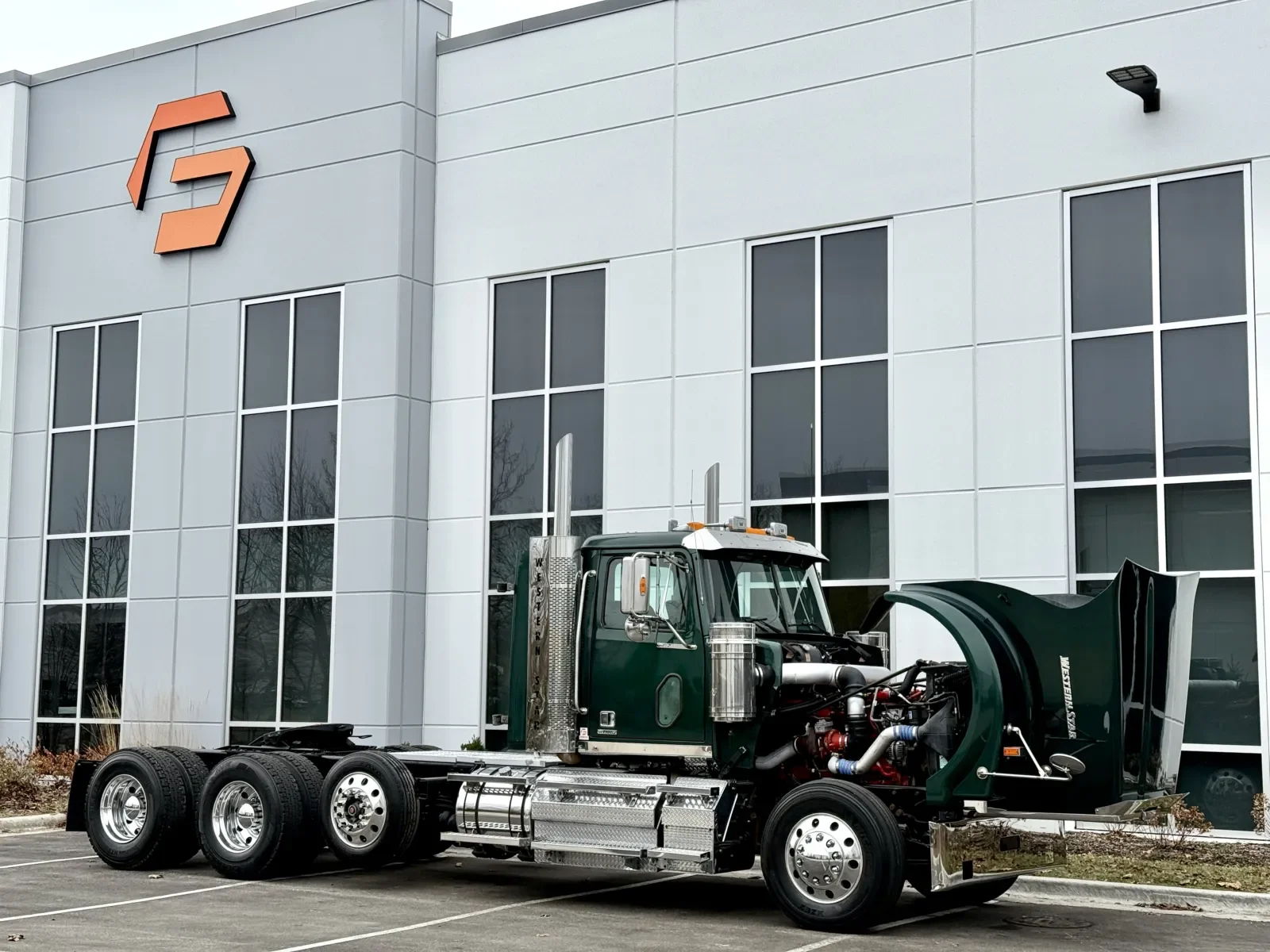 2021 Western Star 4900 in New Lenox, IL — photo 9