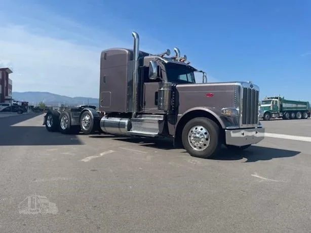 2022 Peterbilt 389 in Missoula, MT — photo 6