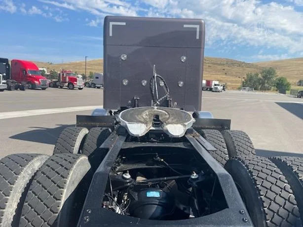 2022 Peterbilt 389 in Missoula, MT — photo 23