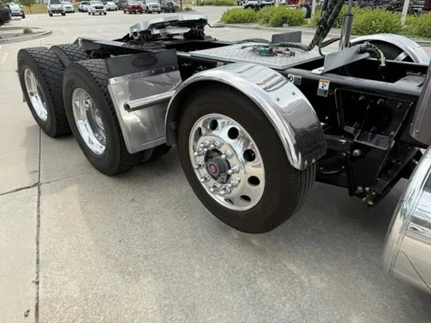 2022 Peterbilt 389 in Missoula, MT — photo 17