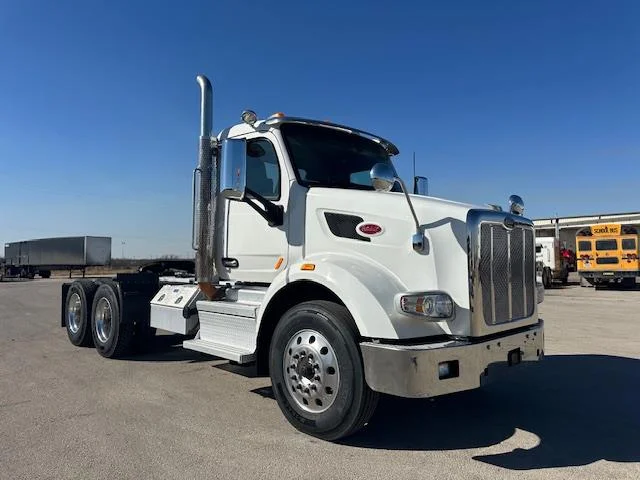 2020 Peterbilt 567 - image 11