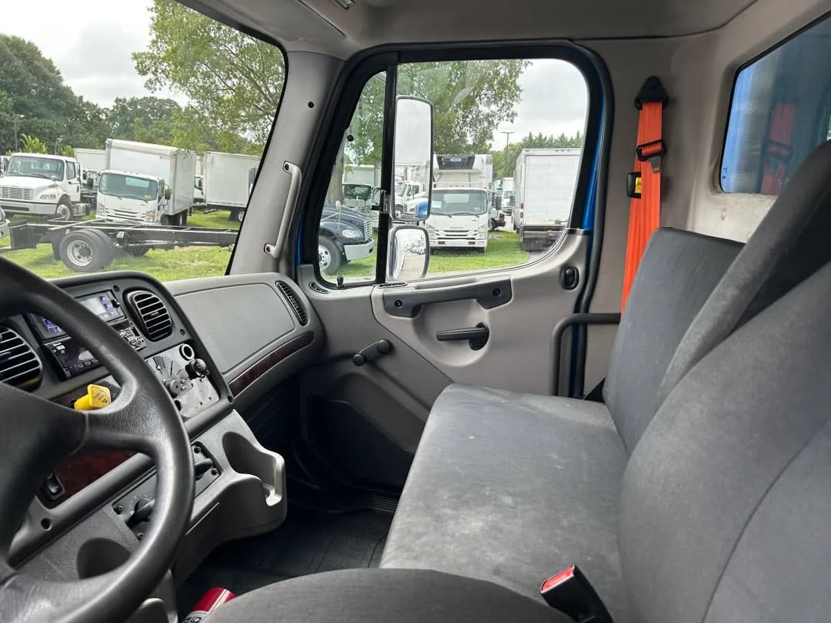 2018 Freightliner M2 106 in Beltsville, MD — photo 8