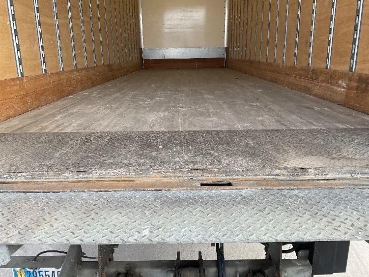 2020 International MV - image 10