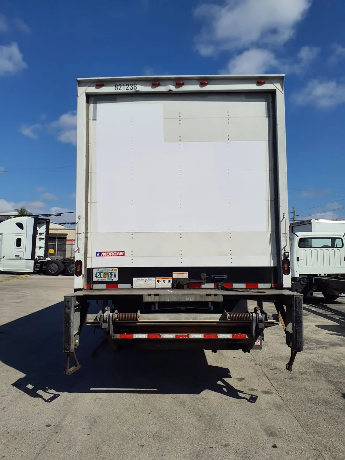 2019 Freightliner M2 106 in Miami, FL — photo 5
