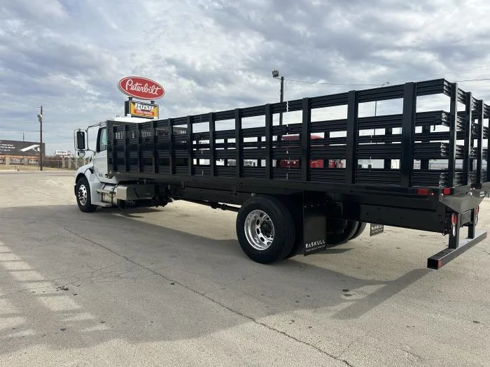 2025 Peterbilt 536 - image 9