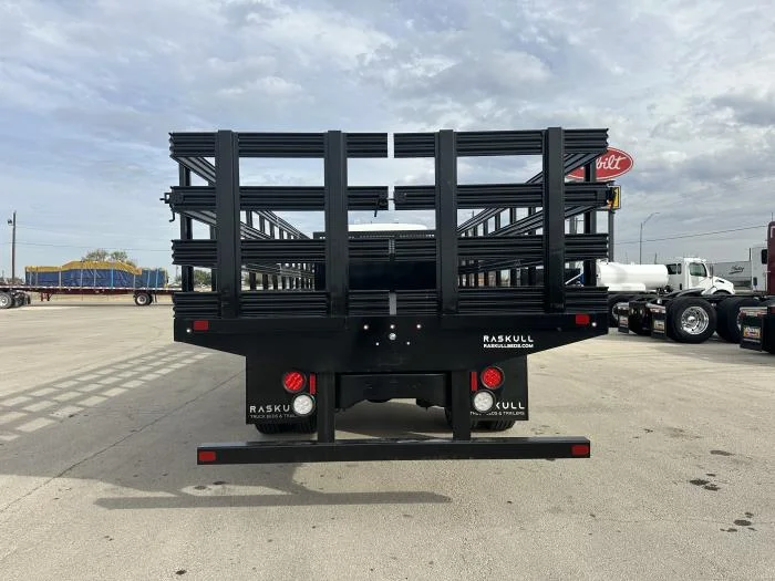 2025 Peterbilt 536 - image 12