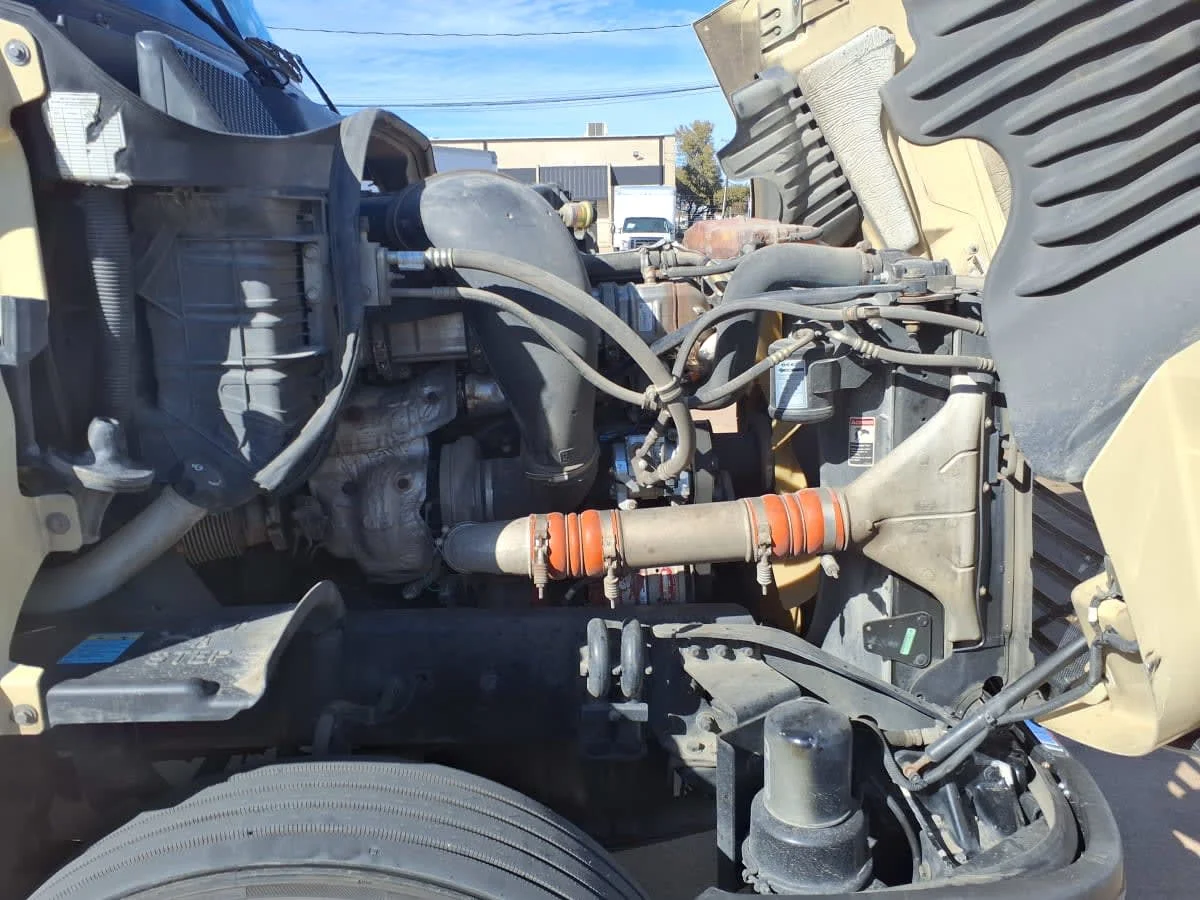 2019 Freightliner Cascadia in Dallas, TX — photo 9