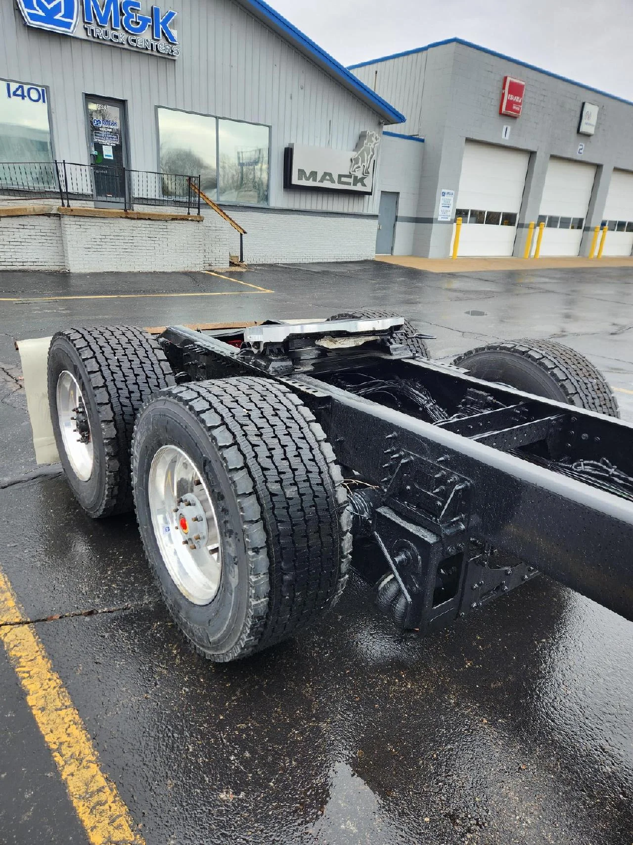 2025 Volvo in Romulus, MI — photo 7