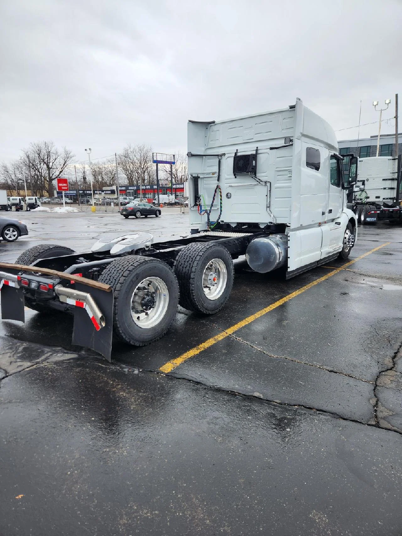 2025 Volvo in Romulus, MI — photo 4