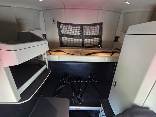 2022 Kenworth T680 in Cedar Rapids, IA — photo 19