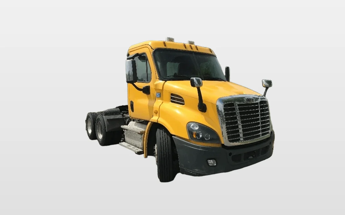 2019 Freightliner - image 1