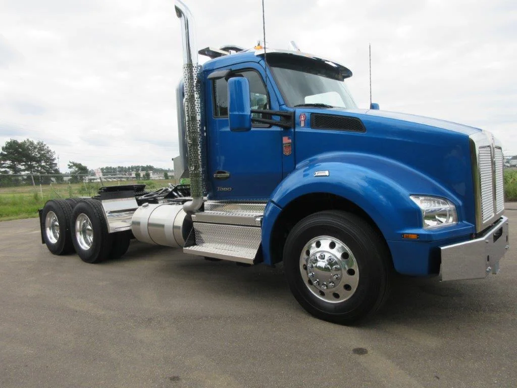 2027 Kenworth in Jackson, MS — photo 3