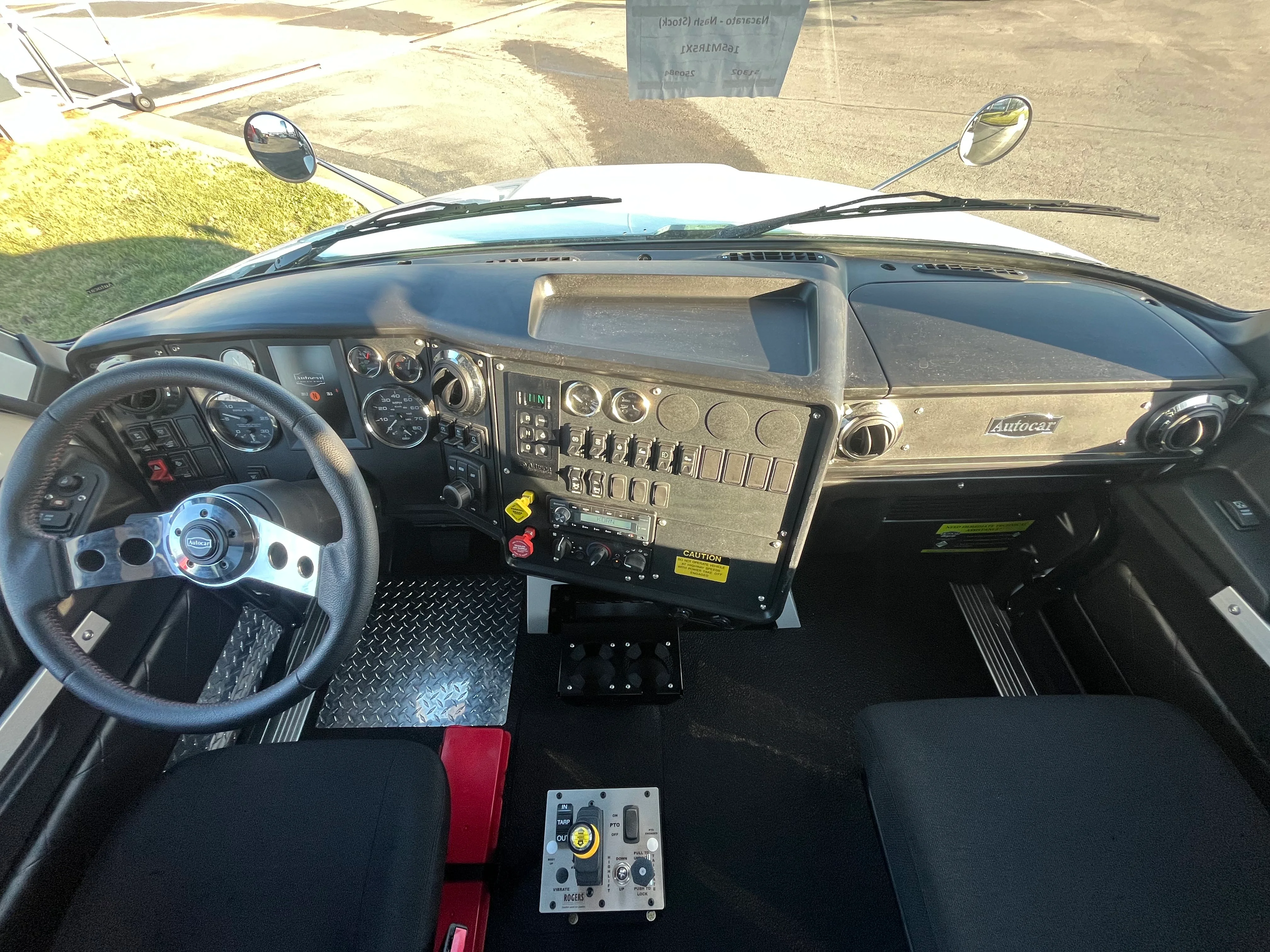 2025 Autocar DC-64 - image 14
