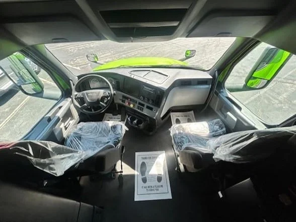 2022 FREIGHTLINER Cascadia 126 - image 23