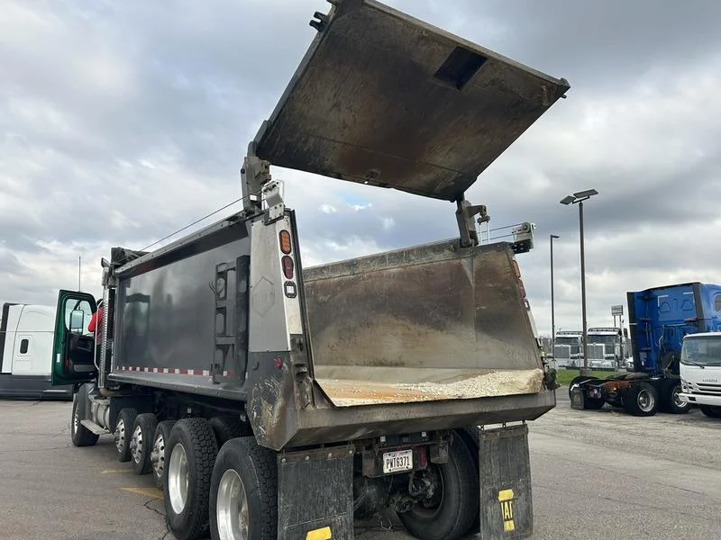 2022 Western Star 49X - image 5