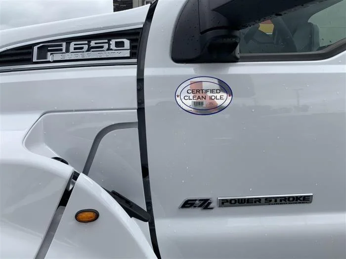 2027 Ford F-650 — photo 10