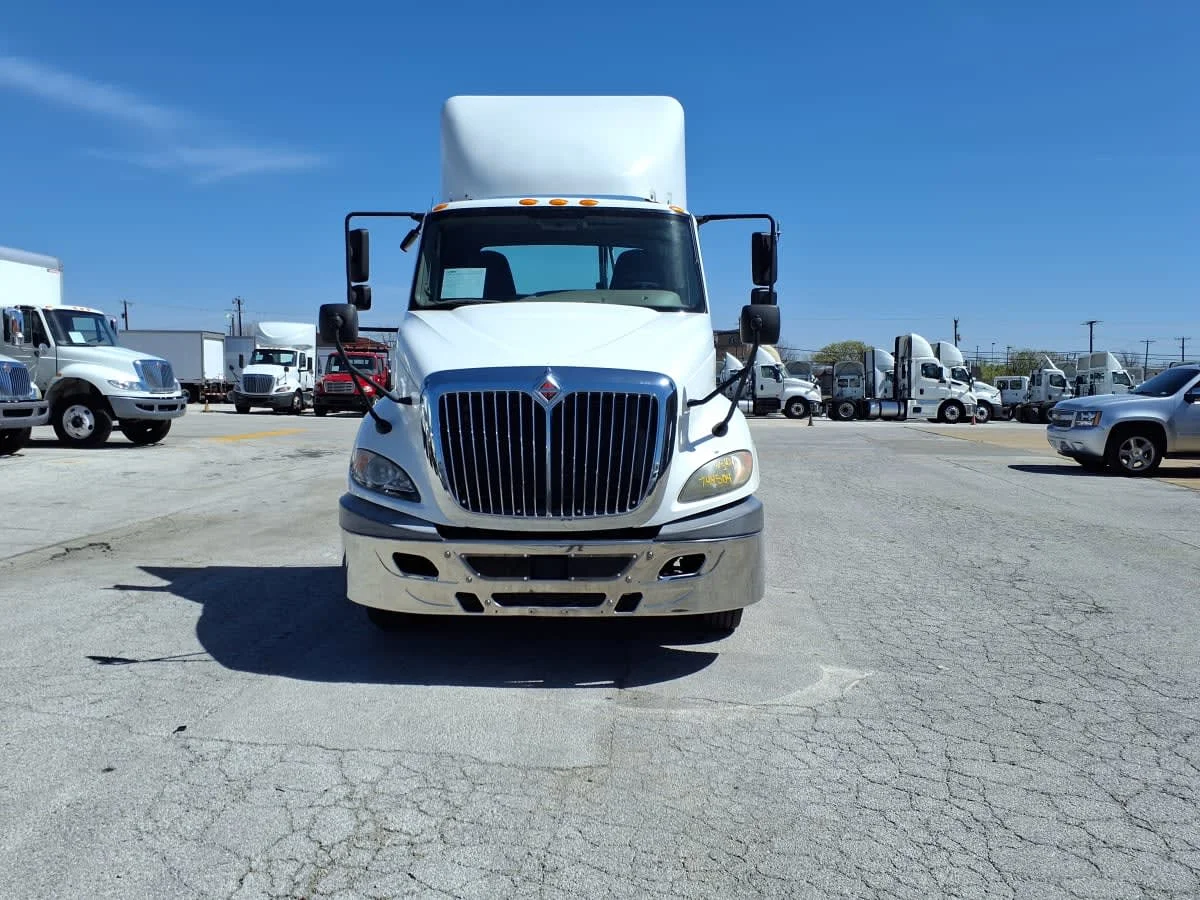 2018 International ProStar - image 2