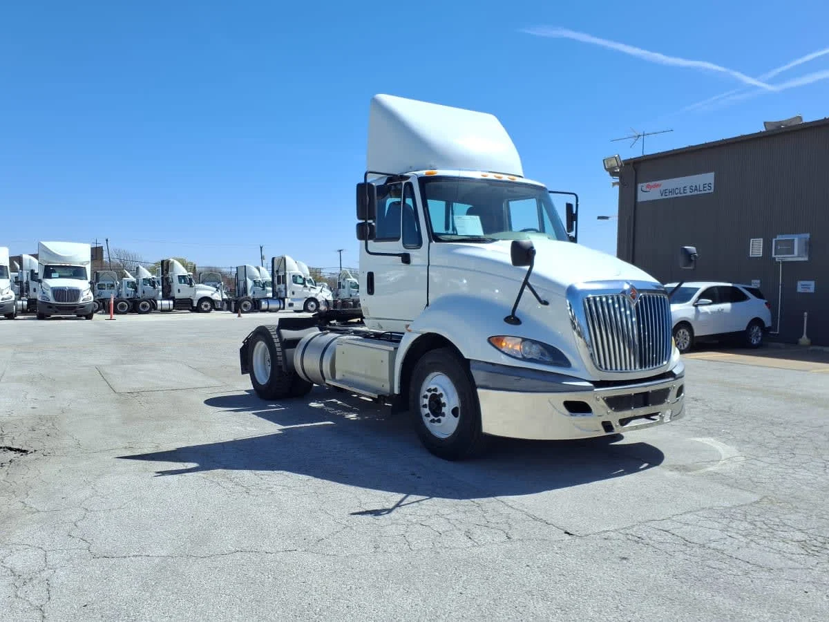 2018 International ProStar - image 3