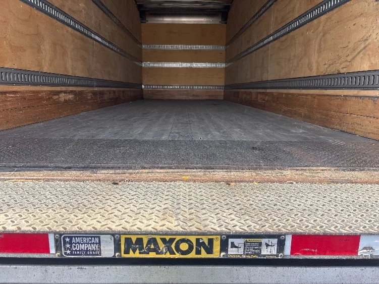 2020 International MV in Burlington, NJ — photo 10