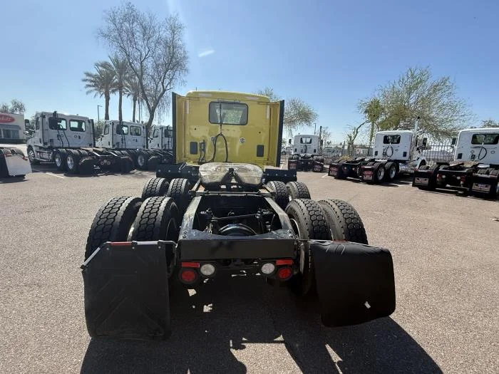 2021 Peterbilt 579 in Tucson, AZ — photo 5