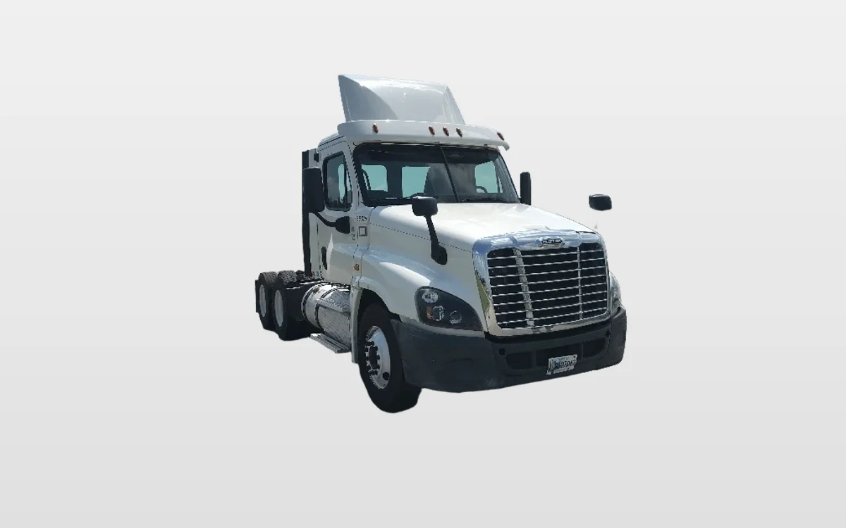 2019 Freightliner - image 1