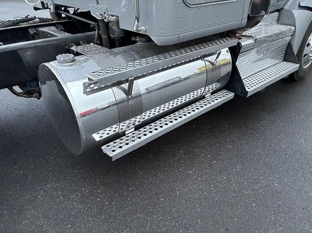 2022 Kenworth T880 - image 23