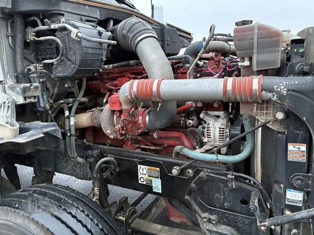 2022 Kenworth T880 - image 27