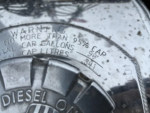 2022 Kenworth T880 - image 15