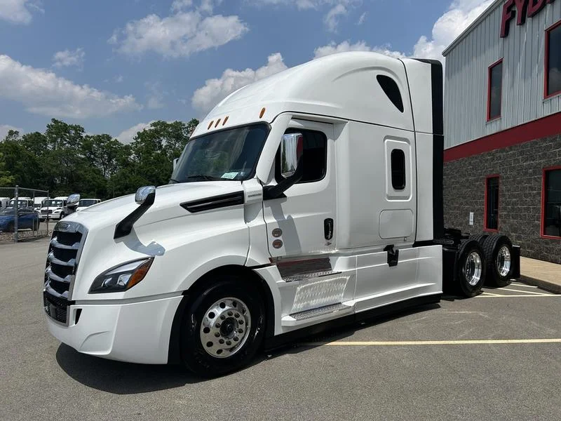 2026 Freightliner Cascadia - image 8