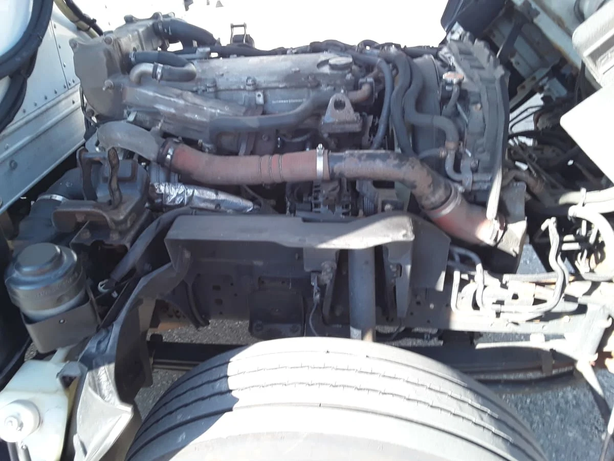 2018 Isuzu NRR - image 11