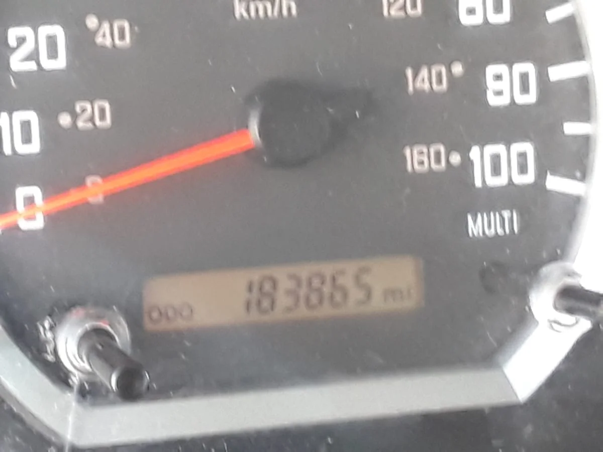 2018 Isuzu NRR - image 13