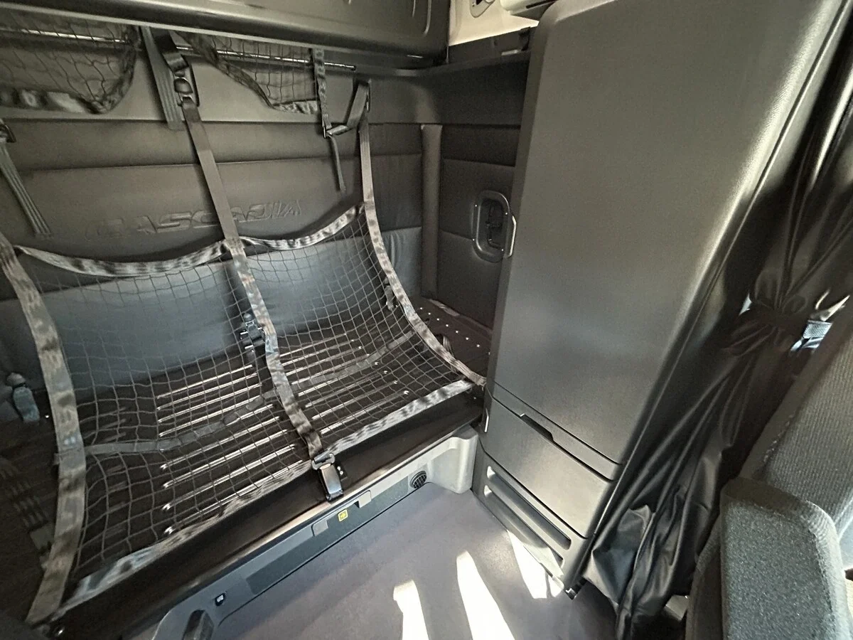 2026 Freightliner Cascadia - image 16