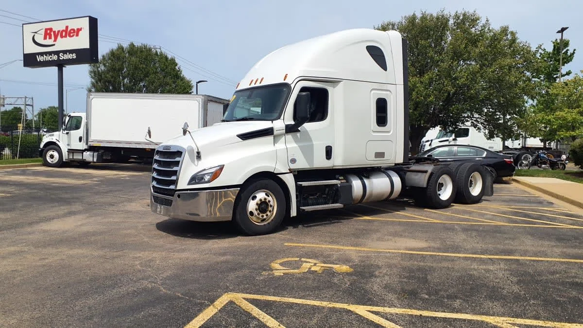 2020 Freightliner Cascadia
