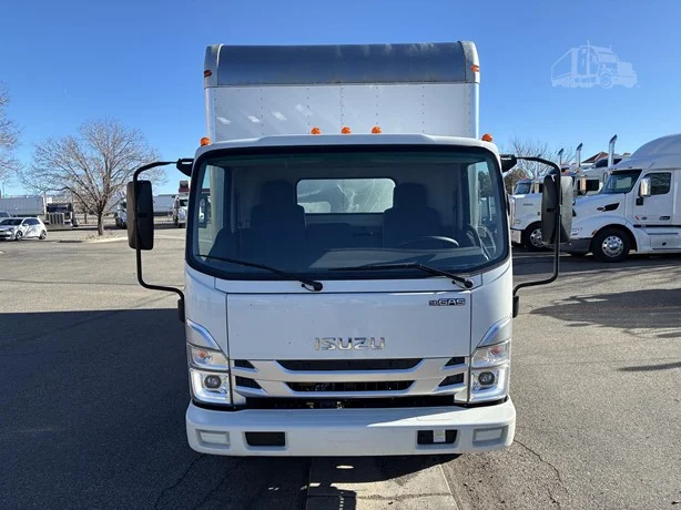 2025 Isuzu NRR - image 8