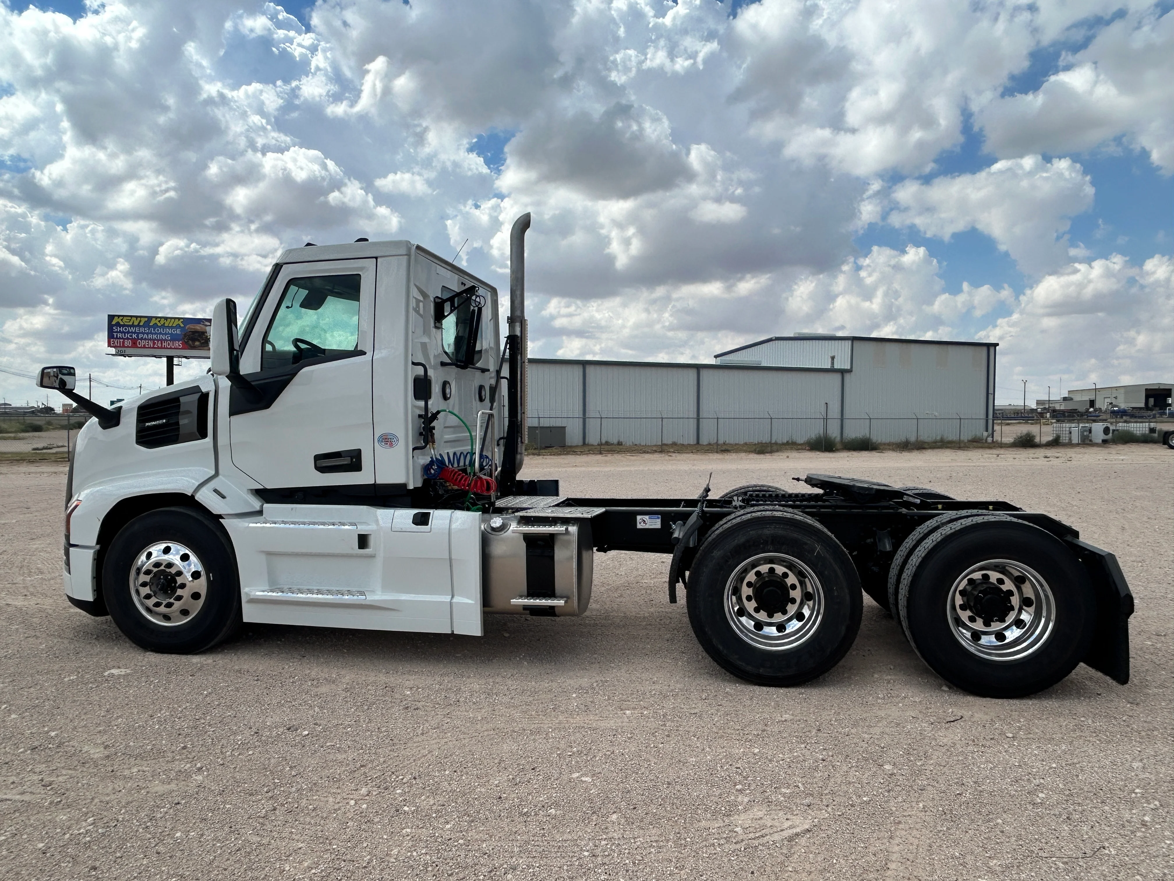 2026 Mack Pinnacle in Odessa, TX — photo 8