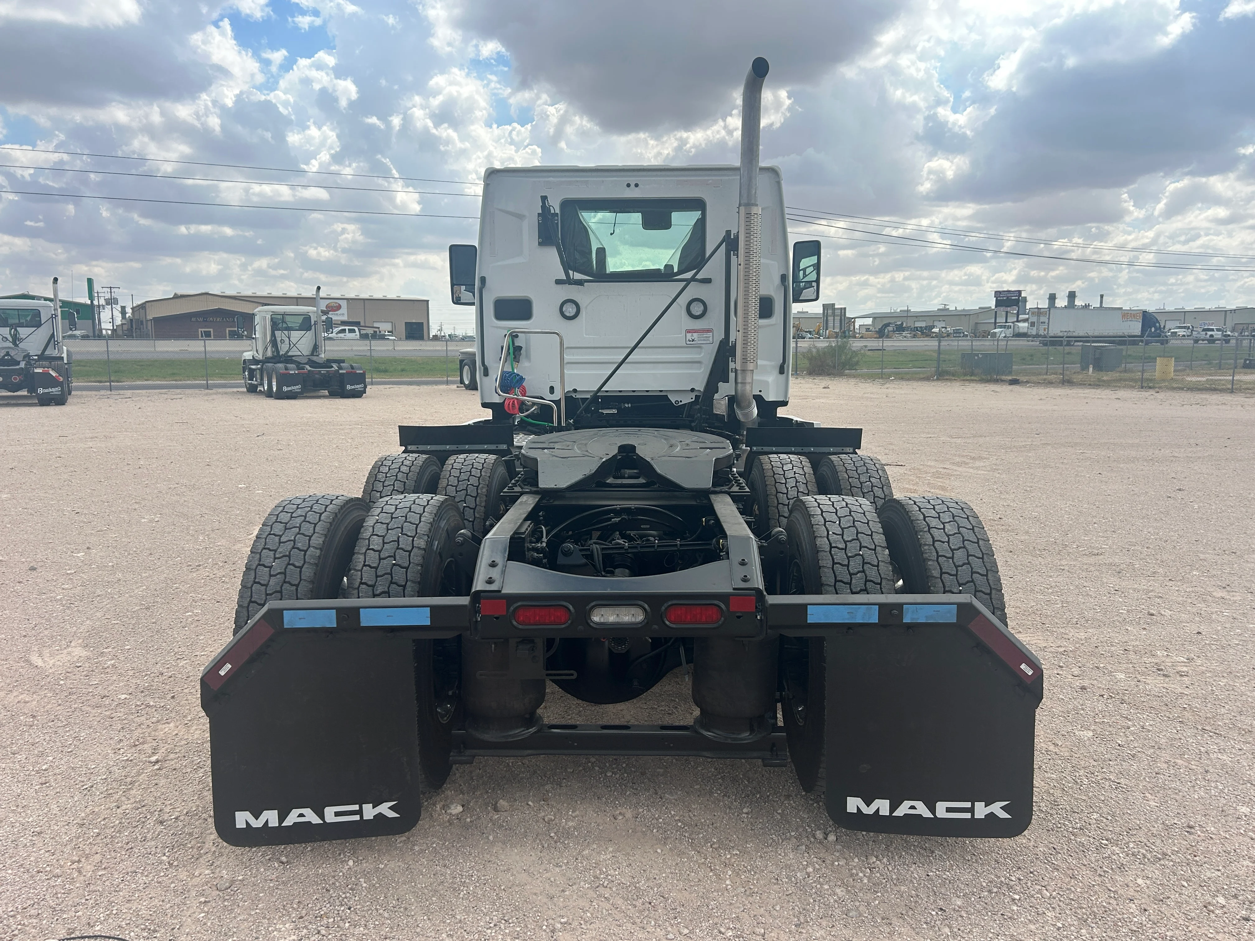 2026 Mack Pinnacle in Odessa, TX — photo 6