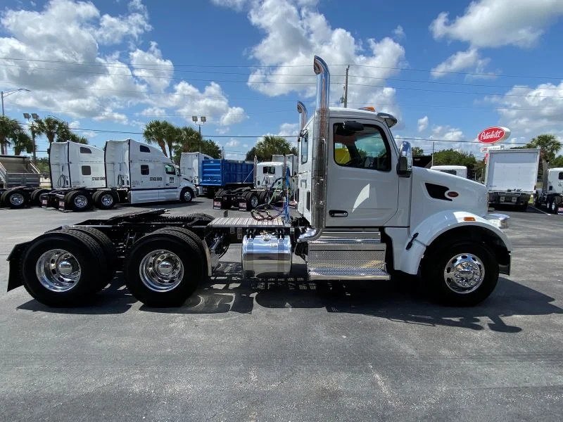 2027 Peterbilt 567 in Fort Pierce, FL — photo 8
