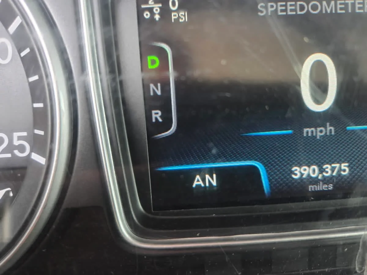 2019 International LT in St. Rose, LA — photo 9