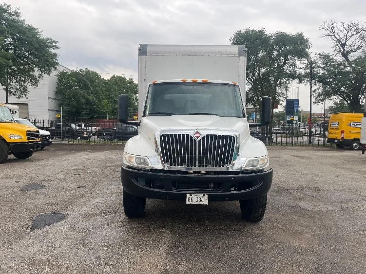 2019 International MV in Chicago (Melrose Park), IL — photo 2
