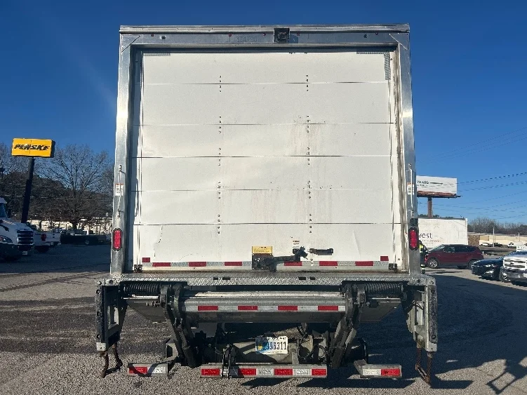 2021 Hino L6 - image 7