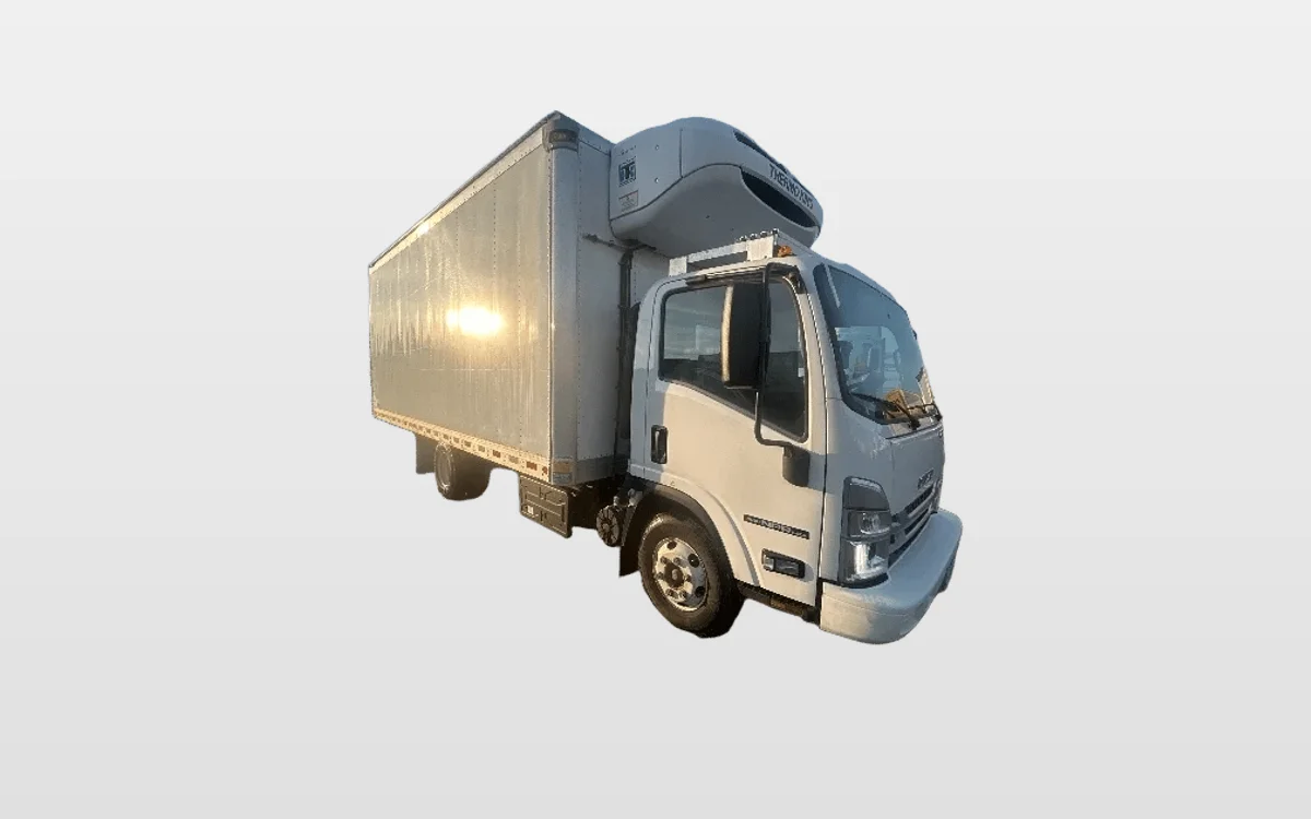 2023 Isuzu NPR - image 1