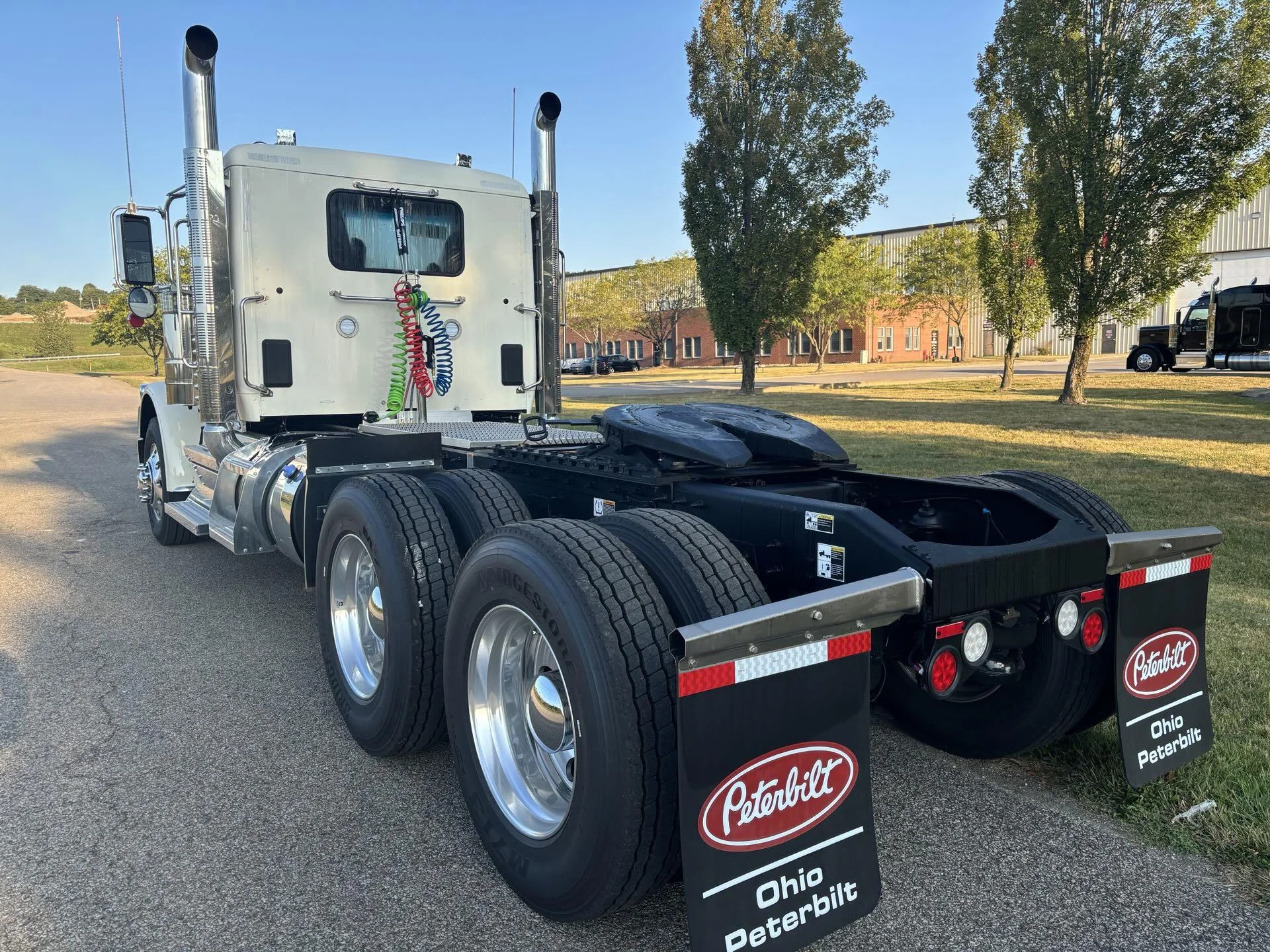 2026 Peterbilt 589 - image 5