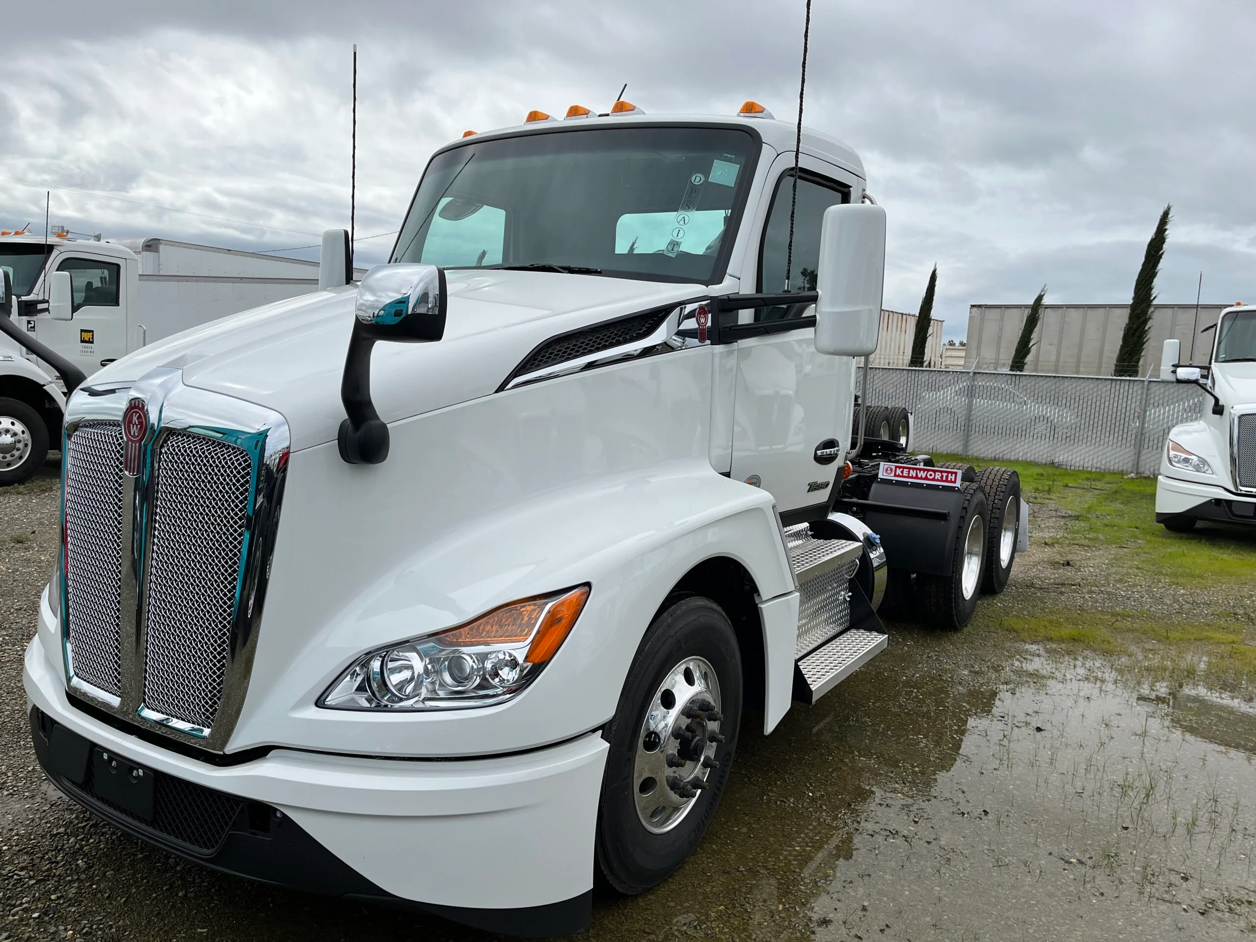 2024 Kenworth T680 in Sacramento, CA