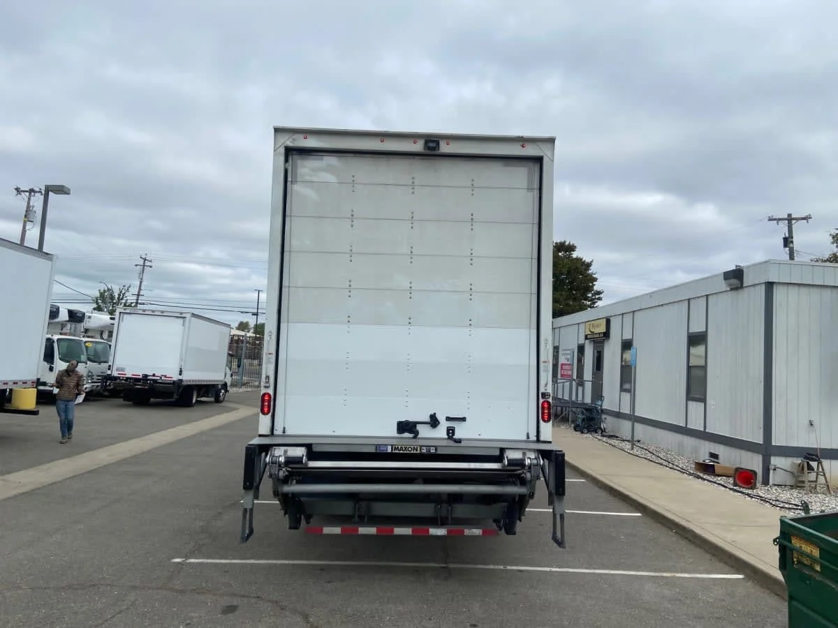 2022 Freightliner M2 106 in West Sacramento, CA — photo 5