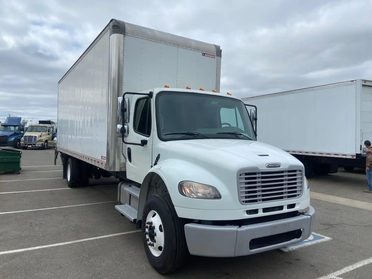 2022 Freightliner M2 106 in West Sacramento, CA — photo 3