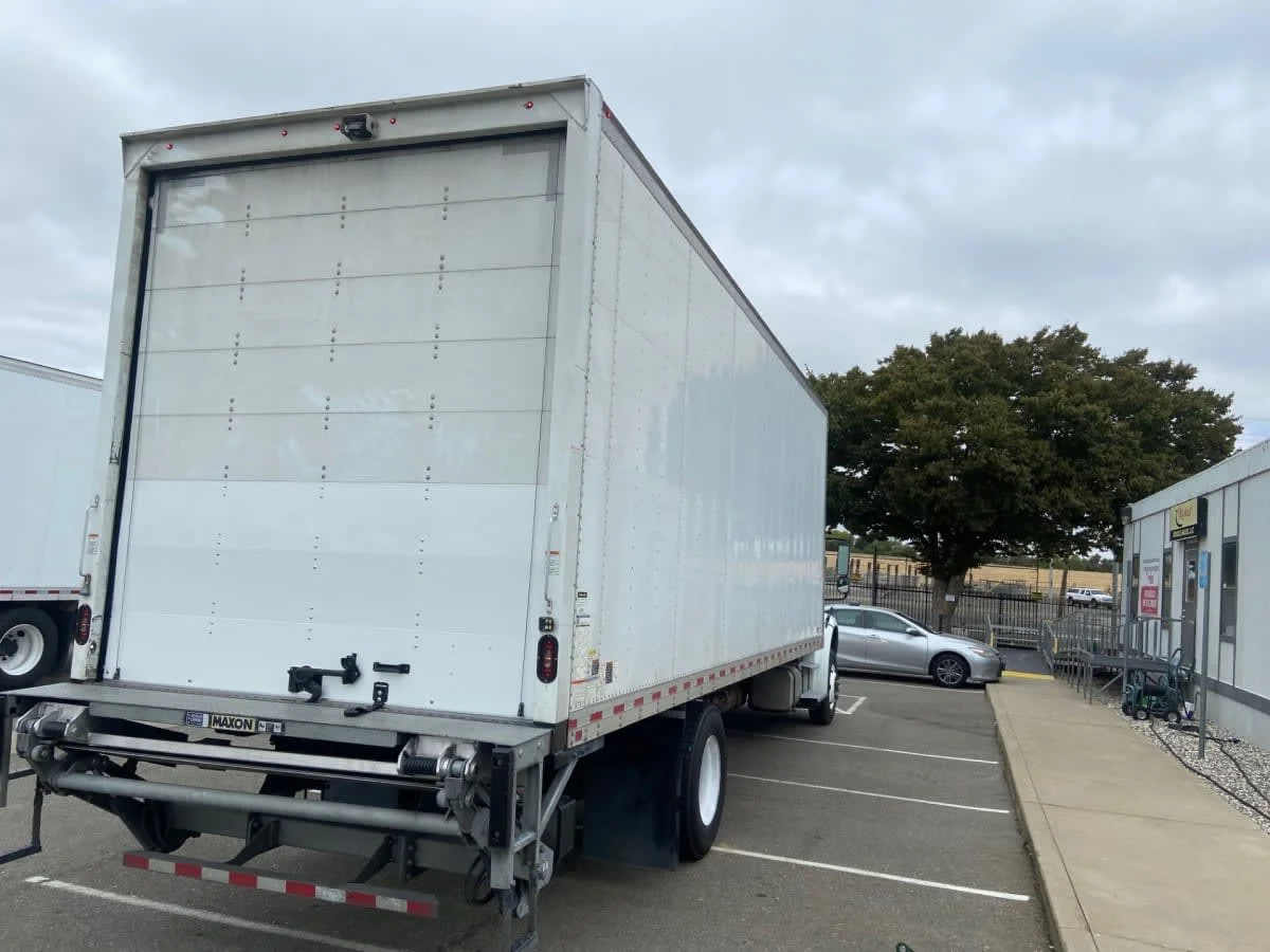 2022 Freightliner M2 106 in West Sacramento, CA — photo 4