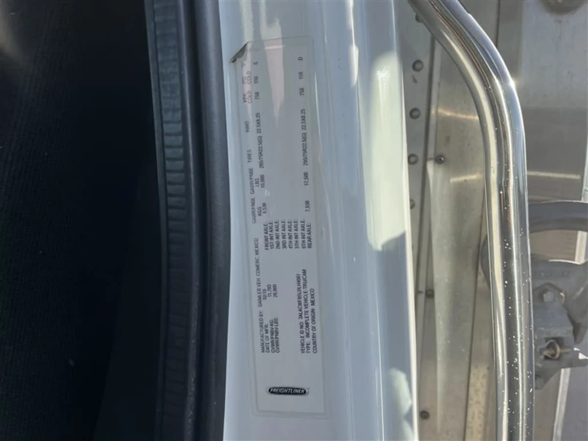 2020 Freightliner M2 106 in Beltsville, MD — photo 12