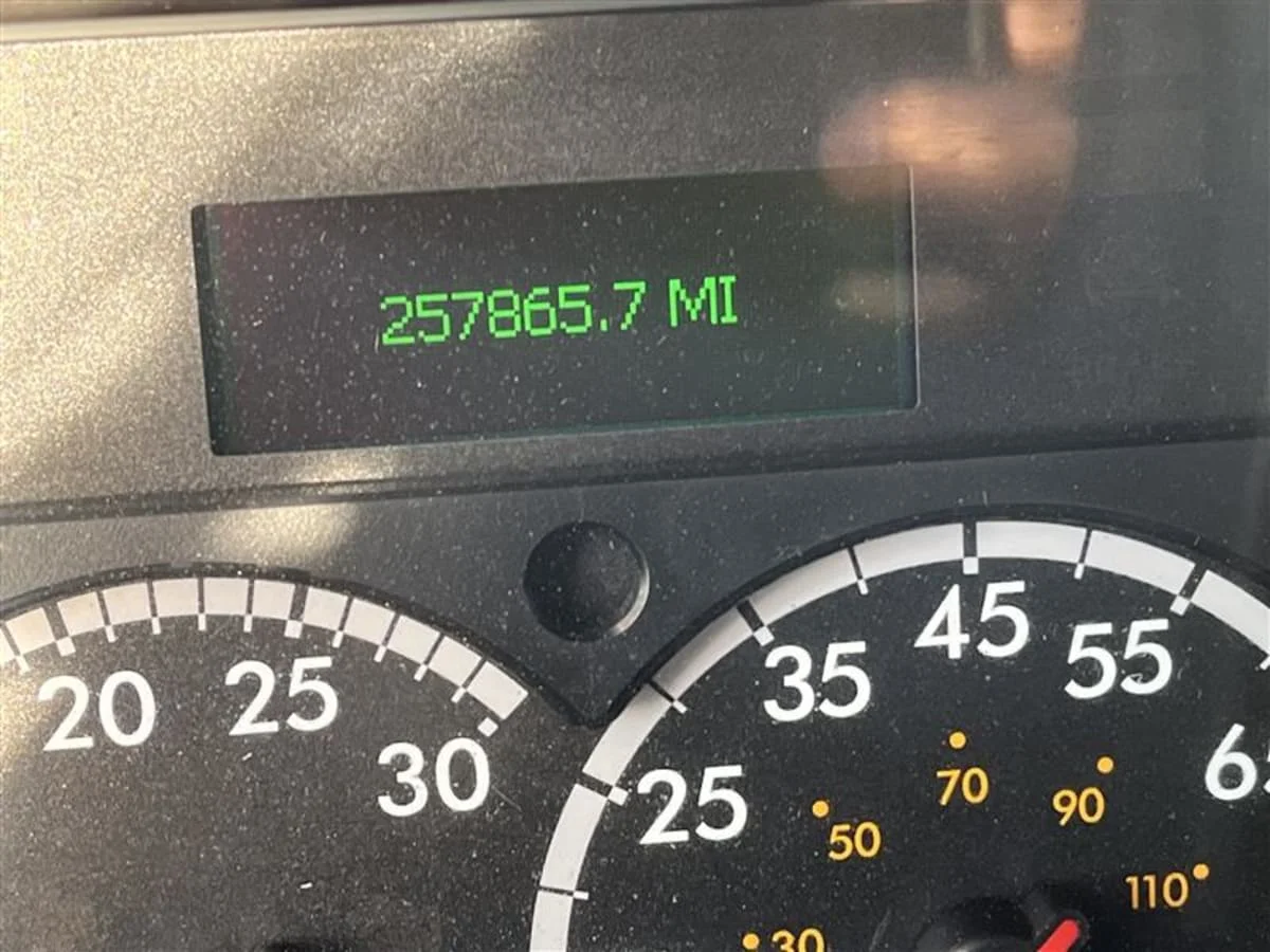 2020 Freightliner M2 106 - image 11