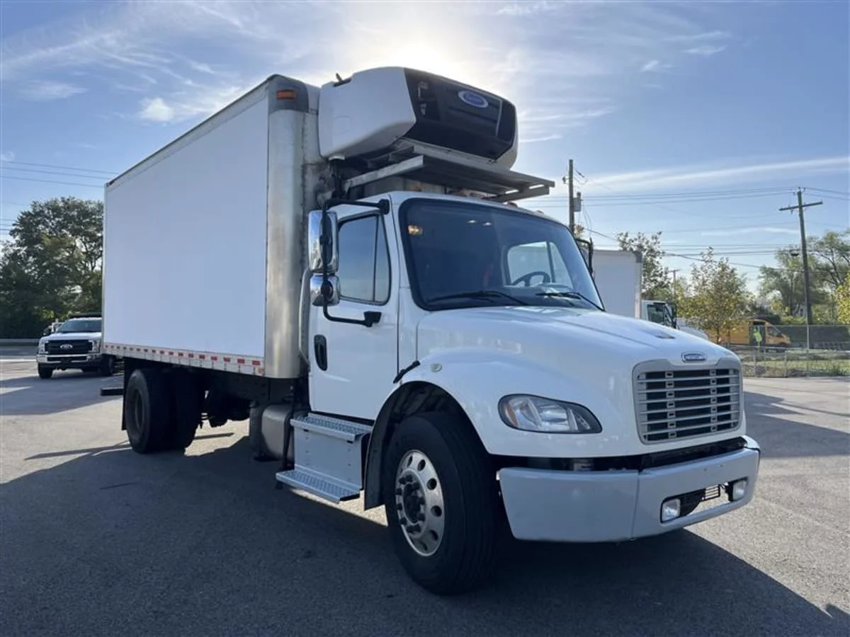 2020 Freightliner M2 106 - image 3