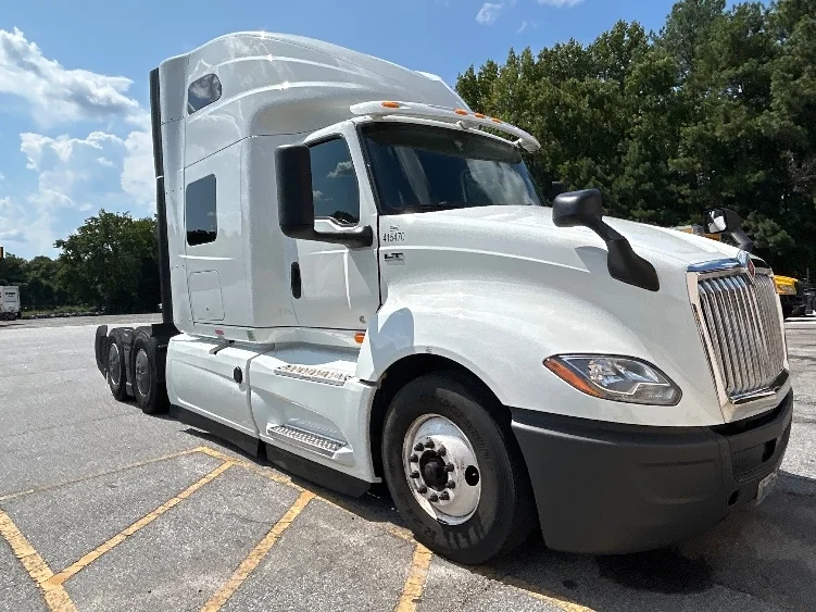 2022 International LT